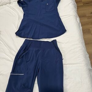 Navy Blue Cherokee Infinity Scrub Set XS
